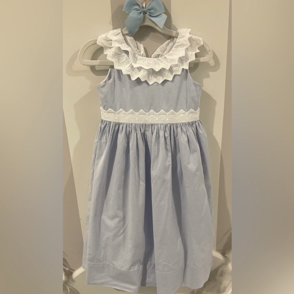 🩵🤍 Precious Bailey Boys eyelet trimmed dress size 4 🩵🤍
